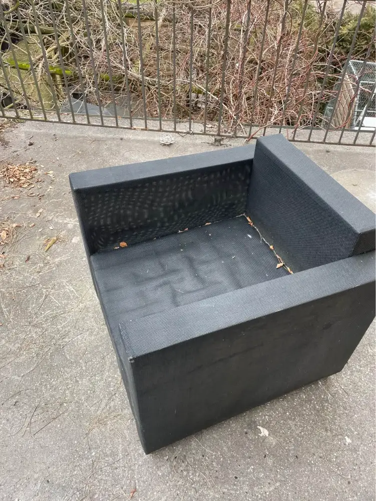 Lounge Gratis 2er 1 er und Tisch