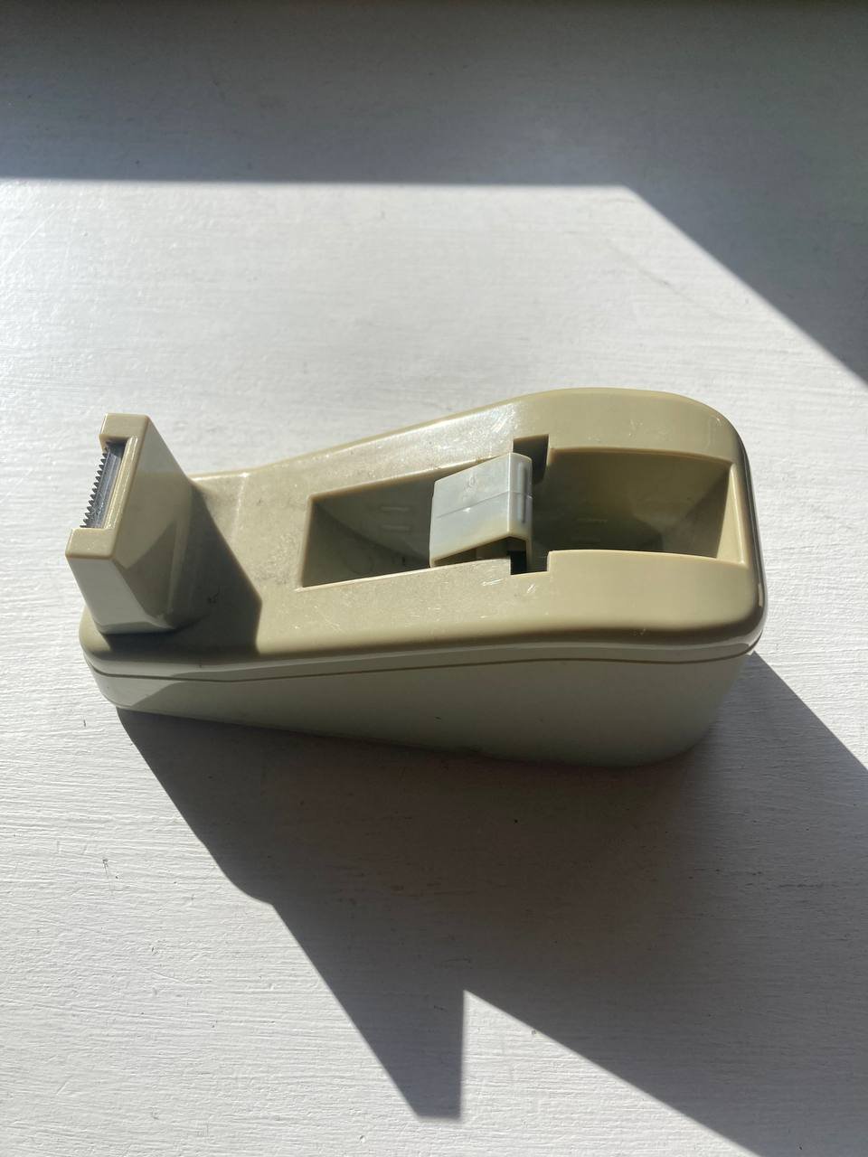 Klebeband-Rollenhalter